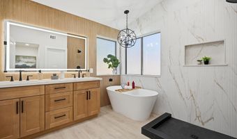 1221 W BARTLETT Way, Chandler, AZ 85248