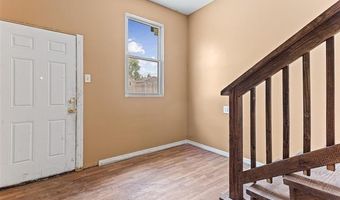 5839 McMillan St, Allen Park, MI 48209