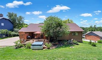 1431 Dietrich Oaks Dr, Ballwin, MO 63021