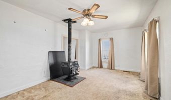 108 WOLCOTT St, Albin, WY 82050