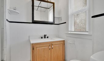 11 Addison St, Bristol, CT 06010