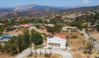 2638 W Victoria Dr, Alpine, CA 91901