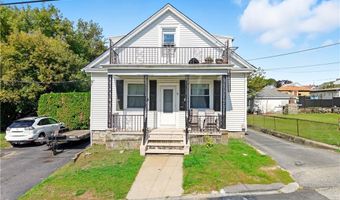 32 Maplewood Ave, Cranston, RI 02920