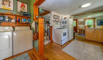 15 Marsh Rd, Belfast, ME 04915