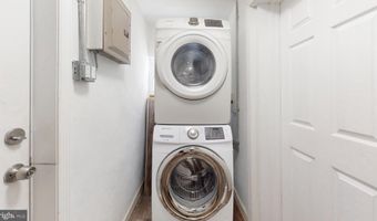 2006 MCKINLEY Ave, Atlantic City, NJ 08401