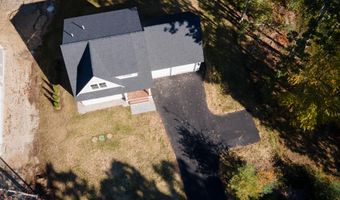 154 Tamrox Dr, Arundel, ME 04046