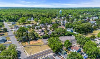375 E Barnegat Ave, Bayville, NJ 08721