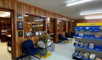 412 425 E Front St, De Kalb, TX 75559