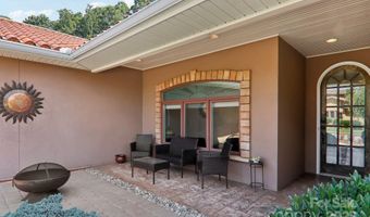 26 Ocaso Dr, Asheville, NC 28806