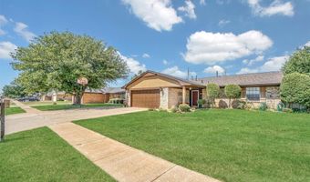 605 Comanche Trl, Altus, OK 73521