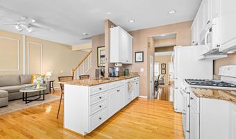 2406 GRETTER Pl, Alexandria, VA 22311