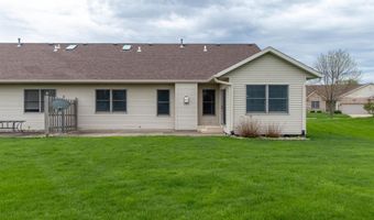 5328 FRIENDSHIP Dr, Davenport, IA 52804