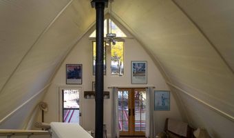 304 S 8th St, Bellevue, ID 83313