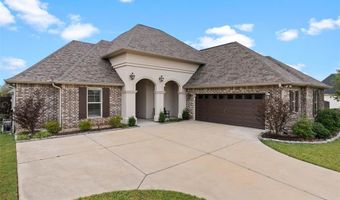 422 N Lost River Dr, Benton, LA 71006
