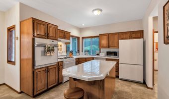 7829 SW 174TH Pl, Beaverton, OR 97007