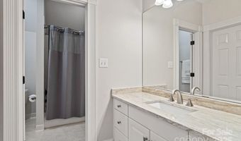 2500 Giverny Dr, Charlotte, NC 28226