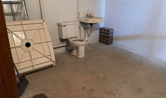 18546 140th St, Akron, IA 51001