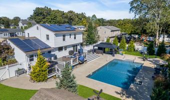 23 Pelican Dr, Bayville, NJ 08721