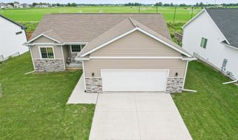 1819 8th Ave SE, Altoona, IA 50009