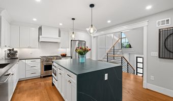 3608 ORLANDO Pl, Alexandria, VA 22305