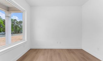 393 Southern Blvd, Bayville, NJ 08721