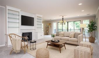26202 Plantation Dr NE 202, Atlanta, GA 30324