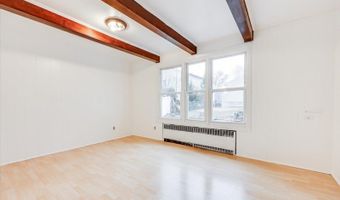 86 W Main St, Bergenfield, NJ 07621
