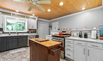 2221 Mifflin Ave, Ashland, OH 44805