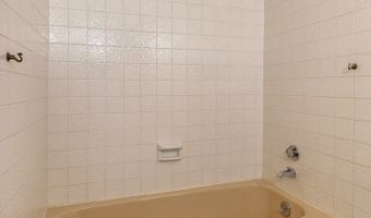 410 W Kirchhoff Rd, Arlington Heights, IL 60005