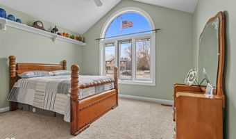 1324 Willow Oak Ct, Avon, IN 46123