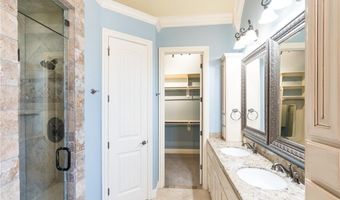1611 NE Chapel Hill Dr, Bentonville, AR 72712