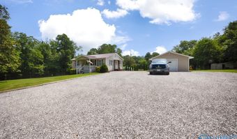 215 Dusty Dr SW, Arab, AL 35016