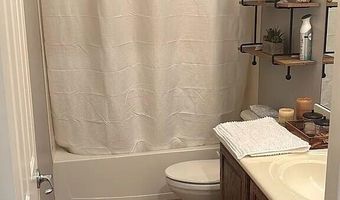 634 E BELLERIVE Pl, Chandler, AZ 85249