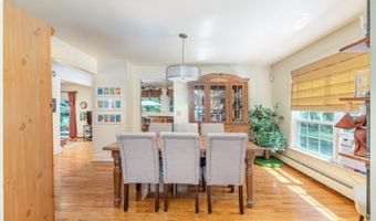6 Colonial Cir, Alloway, NJ 07418