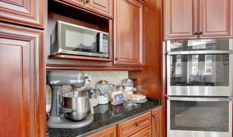 1611 Glenn Swetman St, Biloxi, MS 39530