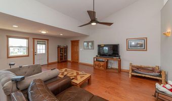 11088 Tahiti St, Bay St. Louis, MS 39520
