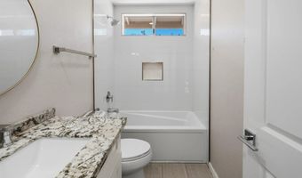 633 Thunder Gln, Escondido, CA 92027