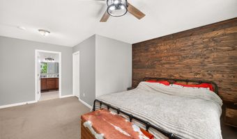 408 SUNSET Ct, Amity, OR 97101