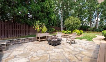 350 Wild Rose Ct, Boiling Springs, SC 29316