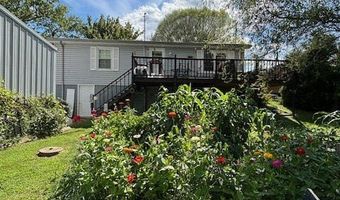 40 N Richmond St, Auxier, KY 41602