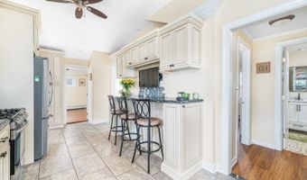 2 Canal St, Alloway, NJ 07422