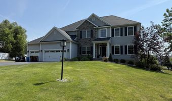 7 Hammerstone Ln, Altamont, NY 12009