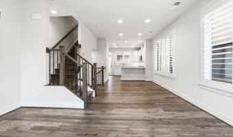 6924 ROCKLEDGE Dr, Bethesda, MD 20817