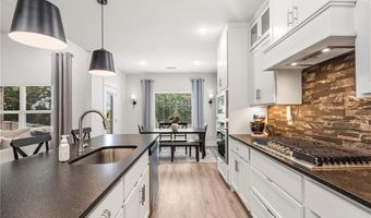 1200 Whistler St, Bentonville, AR 72713