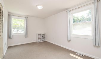 12405 RAMBLING Ln, Bowie, MD 20715