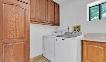 22 Paizalas Dr, Bosque, NM 87006