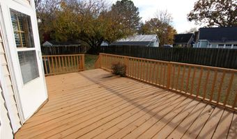 101 Lake Meadow Dr, Apex, NC 27502