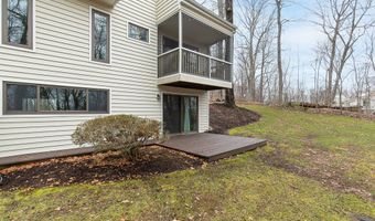 5 Currier Way 5, Cheshire, CT 06410