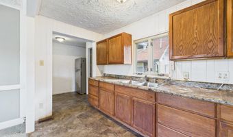 2005 Fairview St, Anderson, IN 46016