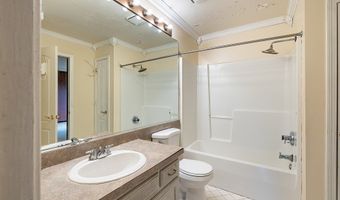 10 South St 77, Danbury, CT 06810